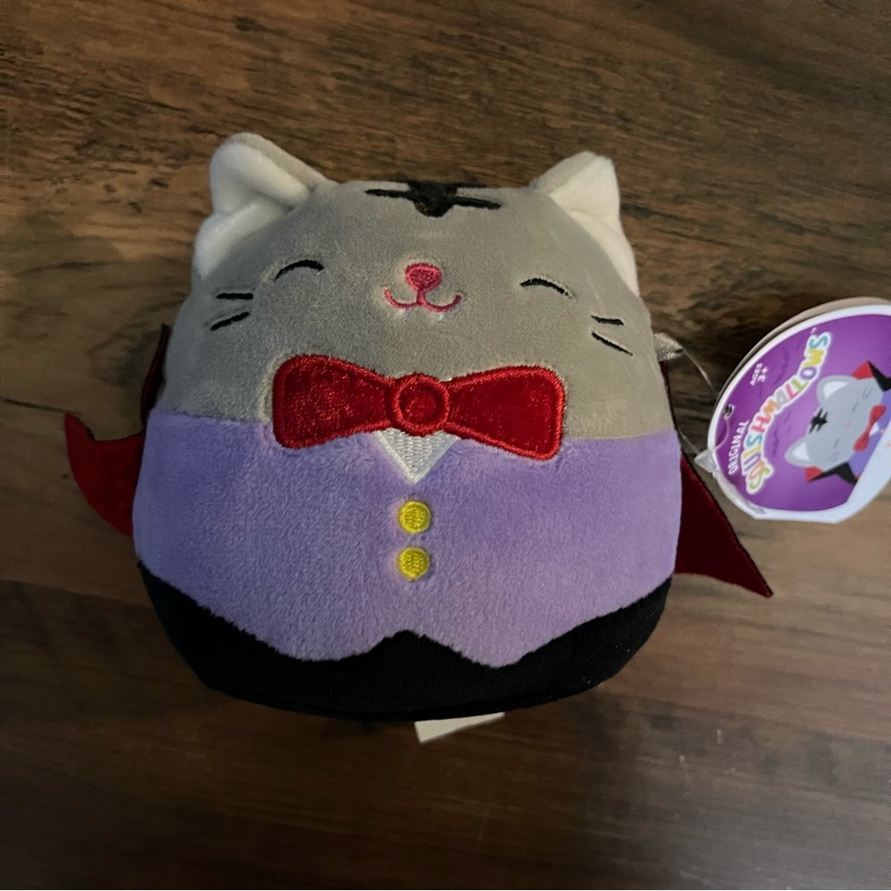 New! Squishmallow 5 Inch Tally Gray Cat Vampire Dracula Halloween Squad Plush